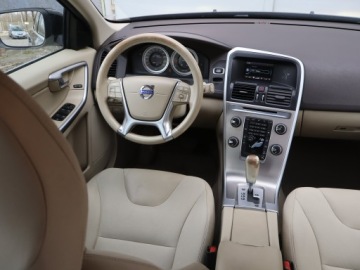 Volvo XC60 I SUV 2.4 D5 215KM 2011 Volvo XC60 D5, Salon Polska, 211 KM, 4X4, zdjęcie 6