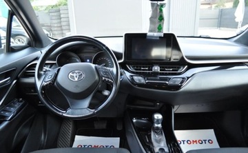 Toyota C-HR I Crossover 1.8 Hybrid 122KM 2018 Toyota C-HR 1.8 Hybryda Kamera Cofania Nawigacja Grz.siedzenia 1.8 Hybryda, zdjęcie 26