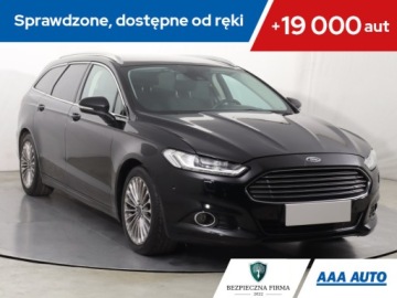 Ford Mondeo V Kombi 2.0 TDCi 180KM 2016 Ford Mondeo 2.0 TDCI, 177 KM, Navi, Klima