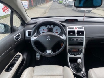 Peugeot 307 I Cabrio 2.0 16V 136KM 2004 Peugeot 307 CC CABRIOLET HARDTOP JASNE SKORY GRZANE FOTELE KLIMATYZACJA CZ, zdjęcie 7