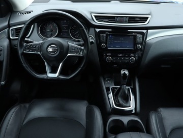 Nissan Qashqai II Crossover Facelifting 1.2 DiG-T 115KM 2018 Nissan Qashqai 1.2 DIG-T, Automat, Skóra, Klima, zdjęcie 6