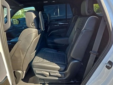 Cadillac Escalade III 2023 Cadillac Escalade 4dr V-Series 2023 6.2l 6.2 Benzyna 682KM, zdjęcie 13