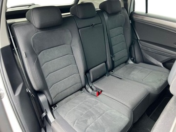 Volkswagen Tiguan Allspace SUV Facelifting 2.0 TDI SCR 150KM 2023 Volkswagen Tiguan Allspace Salon PL FV23 Panorama Hak Webasto Leasing, zdjęcie 17