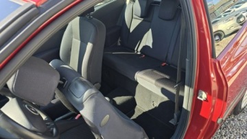 Renault Clio III Hatchback 5d 1.6 i 16V 88KM 2005 Renault Clio Benzyna 1.6, zdjęcie 9