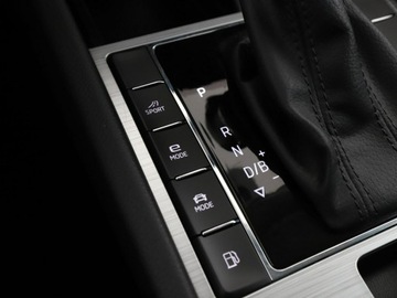 Skoda Superb III Kombi Plug-In Hybrid 1.4 TSI Plug-In-Hybrid 218KM 2020 Škoda Superb Skoda Superb PHEV automat virtual, zdjęcie 30
