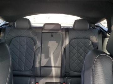 BMW X6 G06 2023 BMW X6 2023, 3.0L, 4x4, porysowany lakier 3.0 Benzyna 335KM, zdjęcie 8