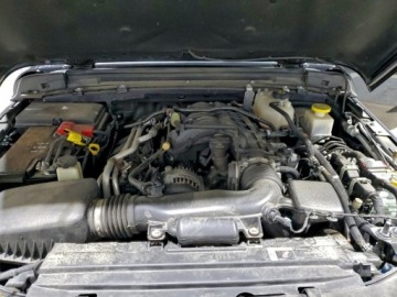 Jeep Gladiator 2023 Jeep Gladiator Sport 2023 3.6 Benzyna 285KM, zdjęcie 6