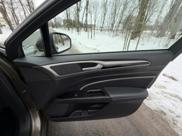 Ford Mondeo V Kombi 2.0 TDCi Bi-Turbo 210KM 2015 Ford Mondeo Vignale 2.0 BI-TURBO TDCI 210 Koni, zdjęcie 28