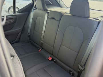 Volvo XC40 Crossover Facelifting 1.5 T2 129KM 2023 Volvo XC 40 T2 Essential | Salon PL | Bezwypadkowy, zdjęcie 25