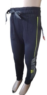 Модные детские спортивные штаны для мальчиков 134-140.