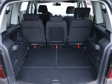 Volkswagen Touran I 1.4 TSI 140KM 2008 VW Touran 1.4 TSI, Navi, Xenon, Klima, Tempomat, zdjęcie 13