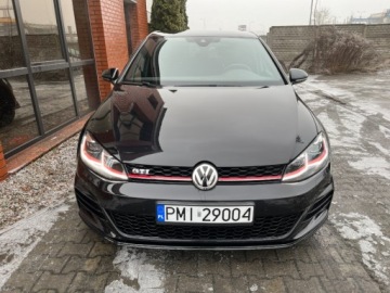 Volkswagen Golf VII GTI 3d Facelifting 2.0 TSI 245KM 2018 Volkswagen Golf 2.0 benzyna 245 KM GTI performance DSG zarej w PL zad, zdjęcie 4