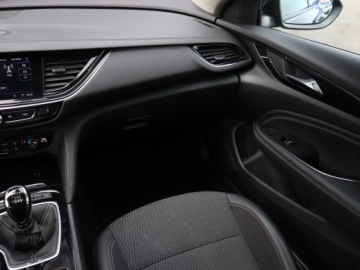 Opel Insignia II Sports Tourer 1.6 CDTI 136KM 2018 Opel Insignia 1.6 CDTI, Skóra, Klima, Klimatronic, zdjęcie 7