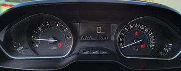 Peugeot 208 I Hatchback 5d Facelifting 1.2 PureTech 82KM 2016 Peugeot 208 208 1.2 PureTech Access, 82KM, Salon P, zdjęcie 13