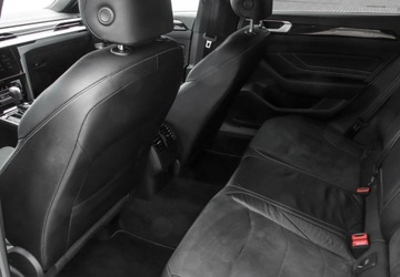 Volkswagen Arteon Fastback Facelifting 2.0 TSI 190KM 2023 Volkswagen Arteon 2.0 TSI 190KM, Hak skladany elektrycznie, Czujniki parko, zdjęcie 10