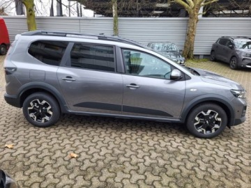 Dacia Jogger 1.0 TCe 110KM 2026 Od ręki - Journey 7-miejsc 1.0 TCe 110KM, zdjęcie 2