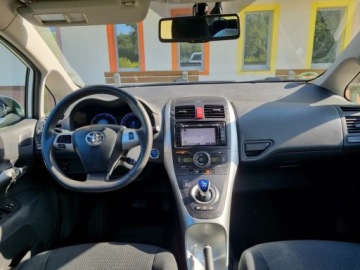Toyota Auris I Hatchback 5d Facelifting 1.8 HSD 136KM 2011 Toyota Auris 1.8 Hybrid Life Klima Bezwypadek Serwis Pewny przebieg 1.8, zdjęcie 20