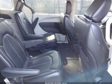 Chrysler Pacifica II 2024 Chrysler Pacifica Chrysler Pacifica Touring L 3.6 Benzyna 287KM, zdjęcie 7