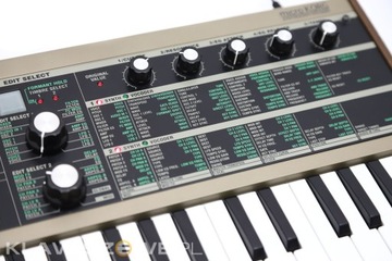 Аналоговый синтезатор - Korg microKorg