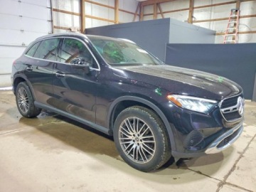 Mercedes GLC C254/X254 2024 Mercedes-Benz GLC 300 4Matic 2024 2.0 Benzyna 255KM, zdjęcie 4
