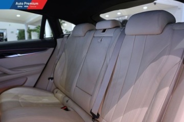 BMW X6 F16 Crossover xDrive 40d 313KM 2015 BMW X6 xDrive40dLED Fog lightsKierownica skorzanaM Pakiet sportowy 3.0, zdjęcie 11