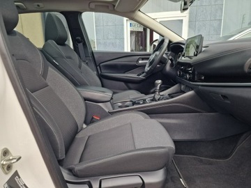 Nissan Qashqai II Crossover Facelifting 1.3 DIG-T 140KM 2021 Nissan Qashqai Premiere Edition, zdjęcie 25