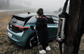 Автомобильное зарядное устройство Wallbox 22KW Juice Booster 2