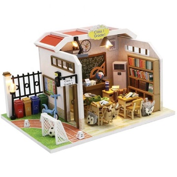 Miniaturowy domek Instrukcja PL drewno Wesoła szkoła