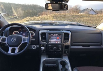 Dodge Ram IV 5.7 V8 390KM 2017 Dodge RAM Dodge RAM 5.7 Benzyna 390KM, zdjęcie 5