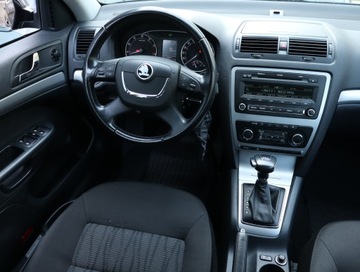 Skoda Octavia II Hatchback Facelifting 1.4 TSI 122KM 2012 Skoda Octavia 1.4 TSI, Salon Polska, DSG, Klima, zdjęcie 6