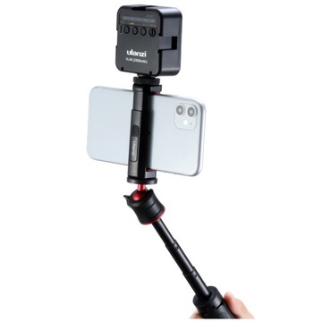 Переходник-держатель для телефона, лампы, микрофона на штативе.