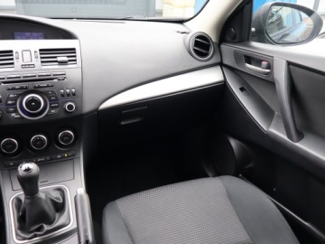 Mazda 3 II Hatchback Facelifting 1.6 MZR 105KM 2012 Mazda 3 1.6, Klima, Klimatronic, Tempomat, zdjęcie 7