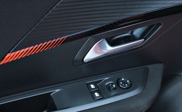 Peugeot 208 II e-208 Elektryczny 136KM 2021 Peugeot 208 e 208 Apple car Android auto Asystent pasa ruchu 136KM, zdjęcie 23