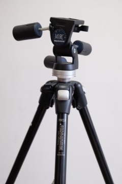 Штатив Manfrotto 190CLB + голова Manfrotto 141RC - BTFOTO KOMIS
