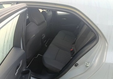 Toyota Corolla XII Hatchback 1.8 Hybrid 122KM 2022 Toyota Corolla 1,8 122KM Salon Polska 1.8 Hybryda 122KM, zdjęcie 9