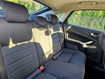 Ford Mondeo III Hatchback 2.0 16V 145KM 2007 Ford Mondeo HTB Titanium Oryg.157tys.kmRata700ZŁ, zdjęcie 9