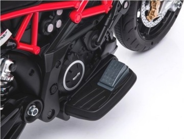 МОТОР APRILIA С АККУМУЛЯТОРОМ 12 В, 2 ДВИГАТЕЛЯ ПО 45 ВТ.