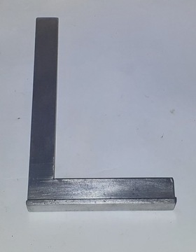 KĄTOWNIK PŁASKI ZE STOPKĄ KĄTOWNIKI 205x129