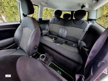 Mini Clubman R55 2008 MINI Clubman bardzo ladny, zarejestrowany, GWARANCJA 1.6 Benzyna 120KM, zdjęcie 5