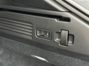 Volkswagen Arteon Shooting Brake R 2.0 TSI 320KM 2022 Volkswagen Arteon 2.0TSI 320KM 4X4 R DSG l DCC, Pa, zdjęcie 33