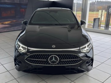 Mercedes CLA C118/X118 2026 MERCEDES-BENZ CLA 200 AMG Line Sedan 1.5 (163KM) 2026, zdjęcie 1