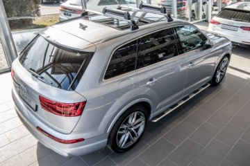 AUDI Q7 4M 2015+ СТУПЕНЬКИ БОКОВЫХ ПОРОГОВ АВТОМОБИЛЯ OEM 4M0071065