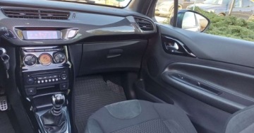 DS 3 Hatchback (Citroen) 1.6 THP 156KM 2014 Citroen DS3 Citroen DS3 1.6 THP Ultra Prestige 1.6 Benzyna 156KM, zdjęcie 16