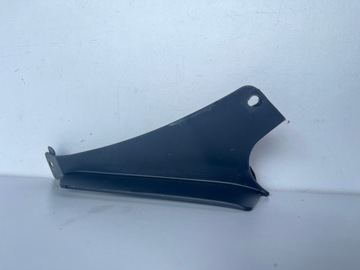 ŚLIZG OSŁONA PLASTIK PRAWA SEAT ATECA 575805946