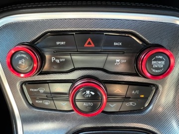 Dodge Challenger III 5.7 V8 HEMI 377KM 2015 Dodge Challenger V8 HEMI 5.7 377 KONI AUTOMAT NAWIGACJA KAMERA RINGI SUBWO, zdjęcie 8