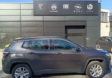 Jeep Compass II SUV 1.4 MultiAir 140KM 2018 Jeep Compass Limited 2018 z Gwarancja 1.4 Benzyna 140KM, zdjęcie 1