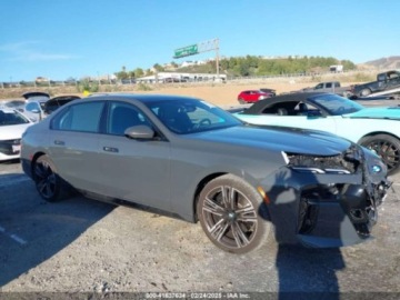 BMW Seria 7 G70 2024 BMW Seria 7 740i 2024 3.0l 3.0 Benzyna 375KM, zdjęcie 6