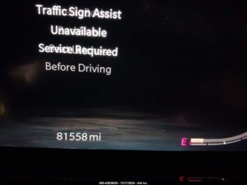 Jeep Wagoneer II 2022 Jeep Grand Wagoneer Series III 2022 6.4 Benzyna 471KM, zdjęcie 10