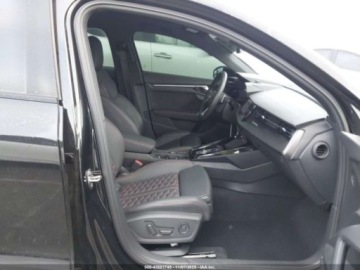 Audi A3 8Y RS Limousine 2.5 TFSI 400KM 2024 Audi RS3 Limousine 2024r., 4x4, 2.5L 2.5 Benzyna 401KM, zdjęcie 8