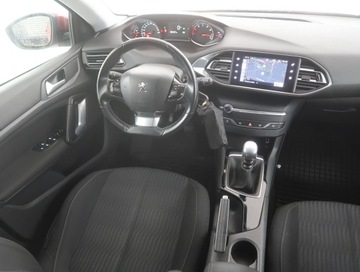 Peugeot 308 II SW 1.2 PureTech 130KM 2017 Peugeot 308 1.2 PureTech, Salon Polska, zdjęcie 6